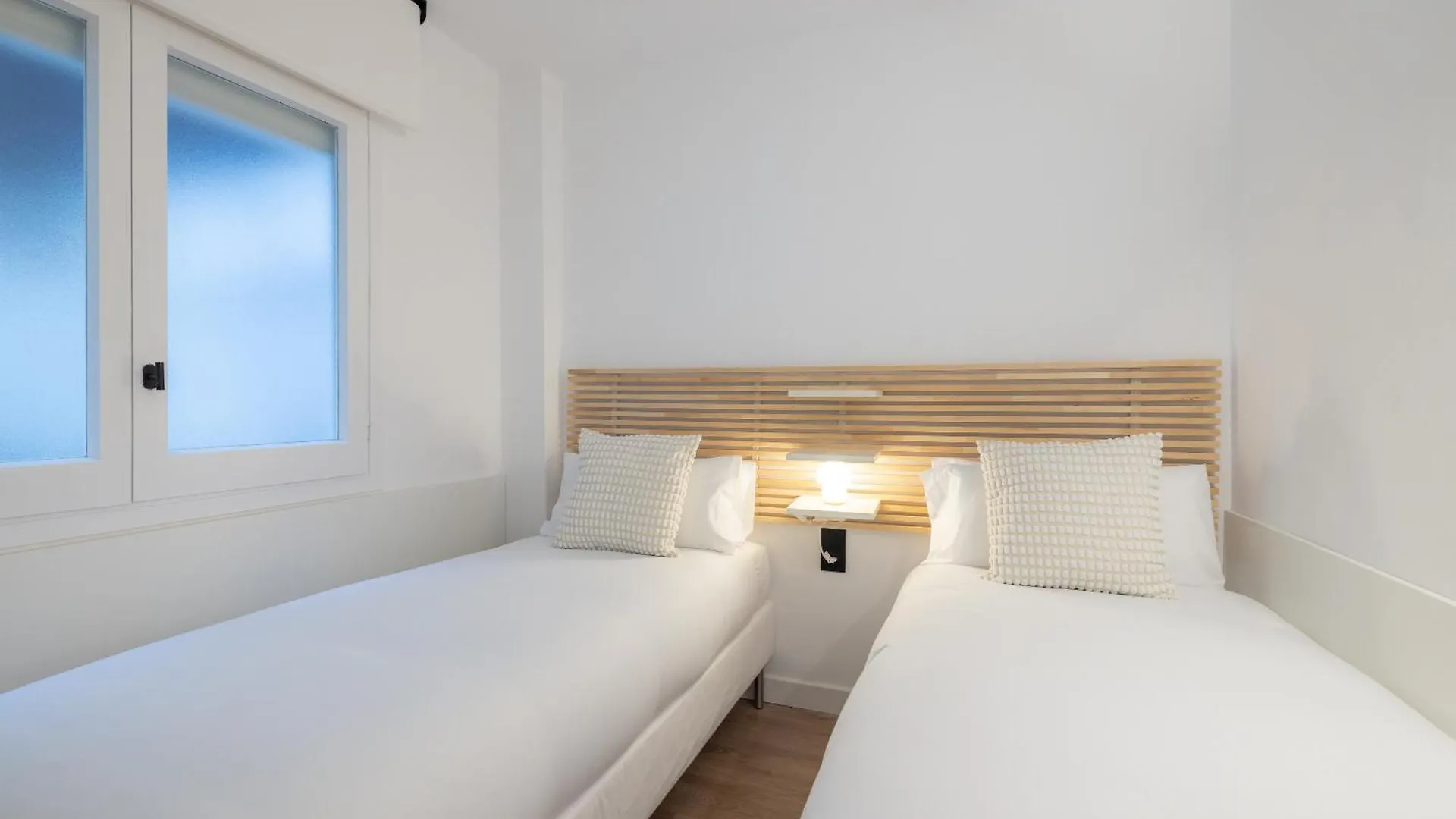 Stay U-Nique Apartments Villarroel II Barcelona