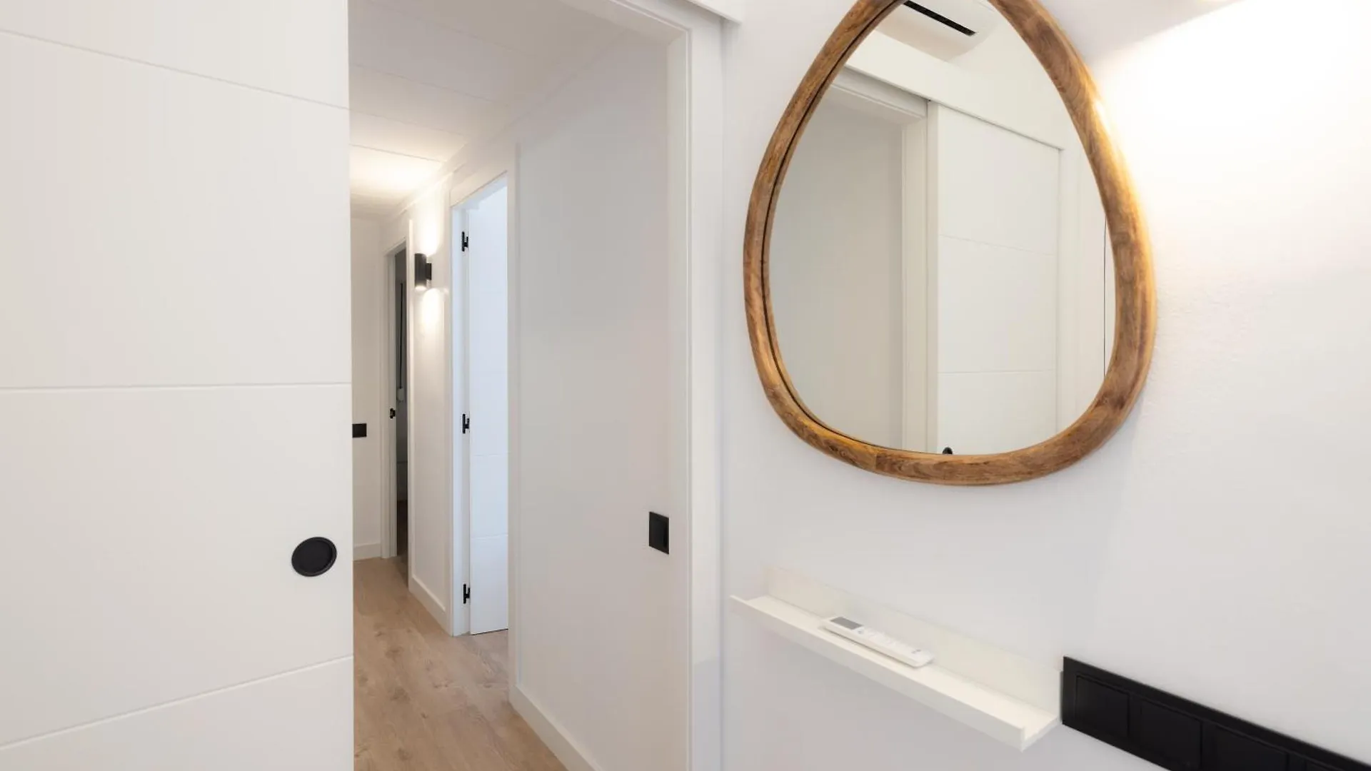 Stay U-Nique Apartments Villarroel II Barcelona