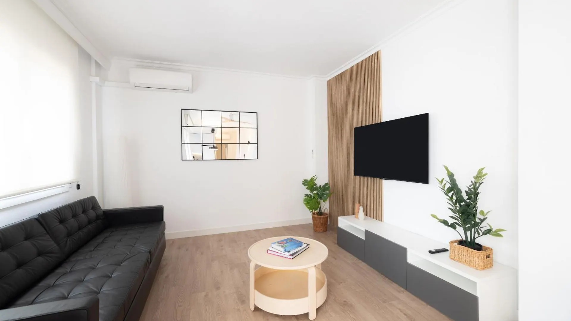 Stay U-Nique Apartments Villarroel II Barselona